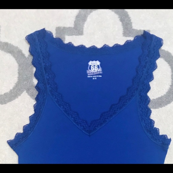 SOLD IN LOT!!!🥰 - Picture 2 of 3